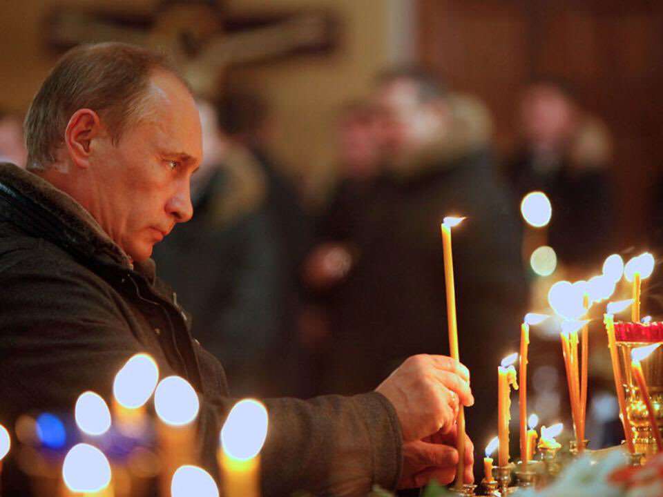 Путин поздравил россиян с православной Пасхой