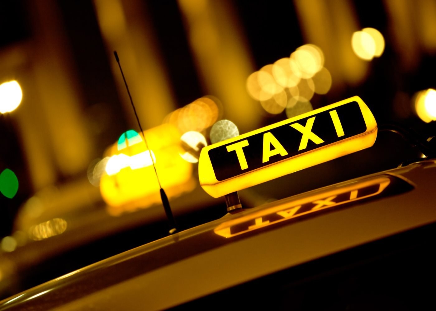 В Брянске таксист обманул пассажирок на 60 тыс рублей
