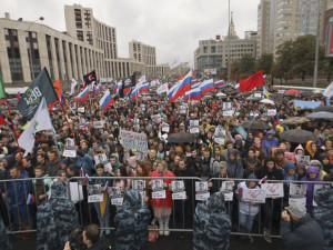 50 тысяч участников митинга в Москве требуют отпустить арестованных