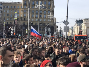 100 тысяч человек ожидает оппозиция на новых акциях протеста. Заявки поданы в мэрию Москвы