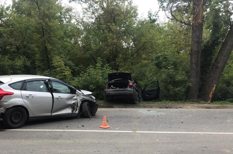 В сегодняшней аварии на Речной пострадали две девушки-пассажирки