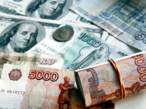 Доллар стоит 74 рубля. Курс может поднять ся до 97 рублей