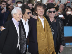 Rolling Stones записали новую песню «Живущий в городе-призраке» (видео)