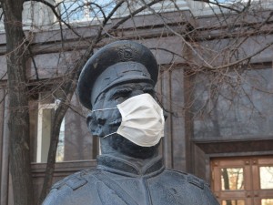 Спад заболеваемости коронавирусом в России наступит в конце зимы?