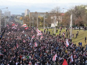 Беларусь продолжает массово протестовать против режима Лукашенко