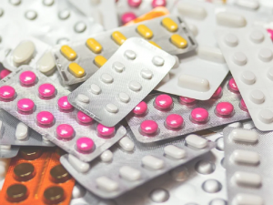 О нехватке противовирусных препаратов в аптеках Челябинской области заявили общественники