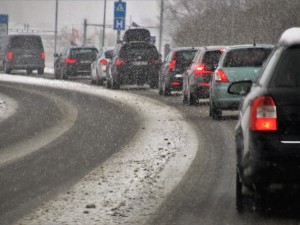 9-балльные пробки сковали Челябинск: скорость движения снизилась до 3 километров в час