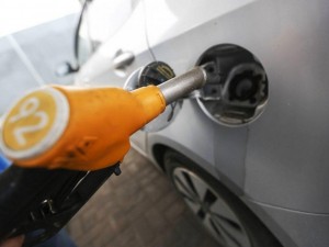Самый дешевый бензин отмечен в Челябинской области   