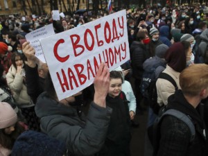 Врачи просят Навального прекратить голодовку