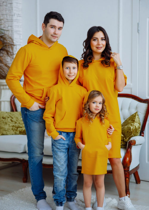 Большой выбор комплектов одежды в стиле Family Look